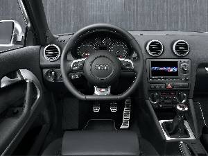 AUDI_S3_2007_IN_01